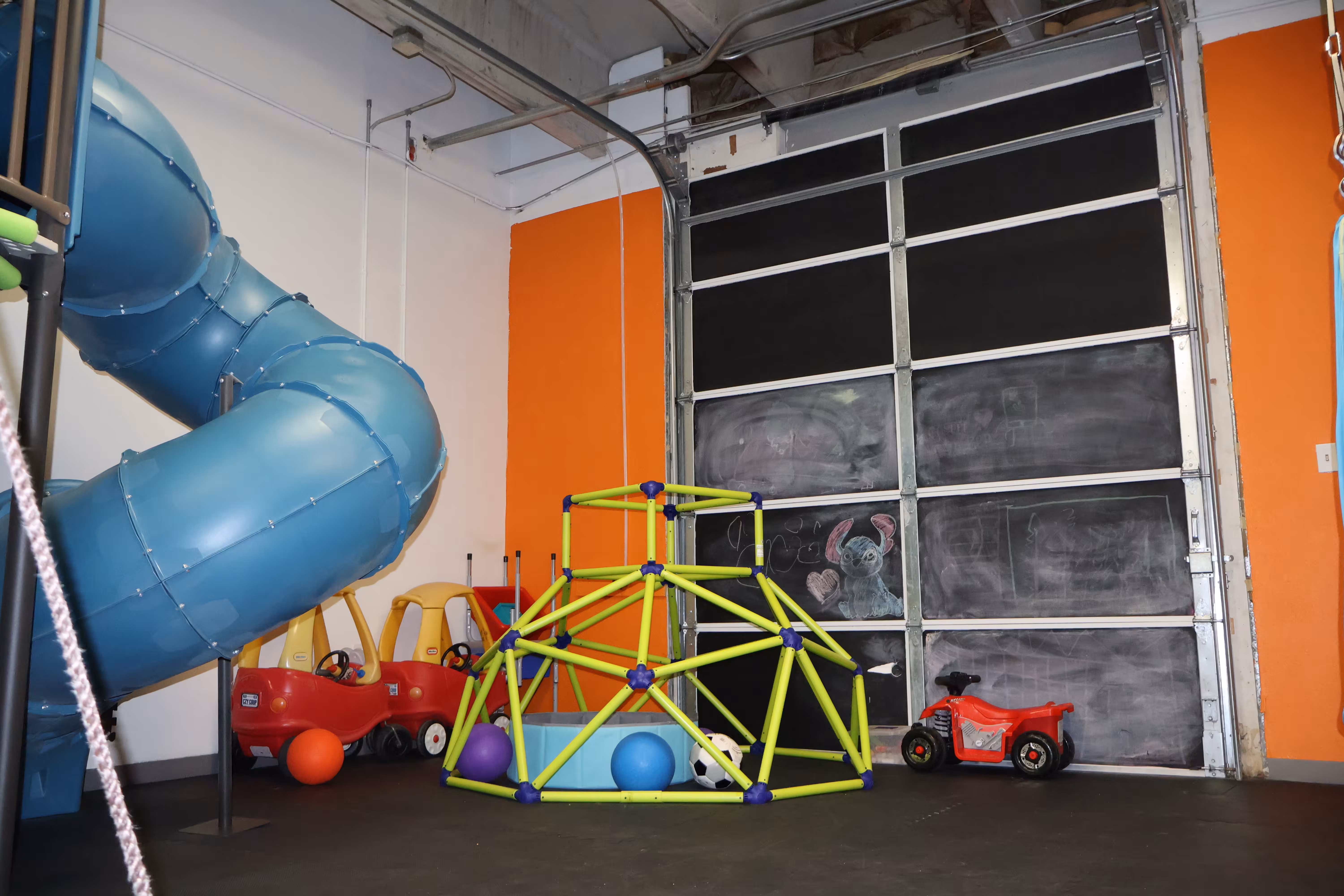 Hand in Hand ABA Therapy is an aba therapy center built around the belief that play is the heart of learning